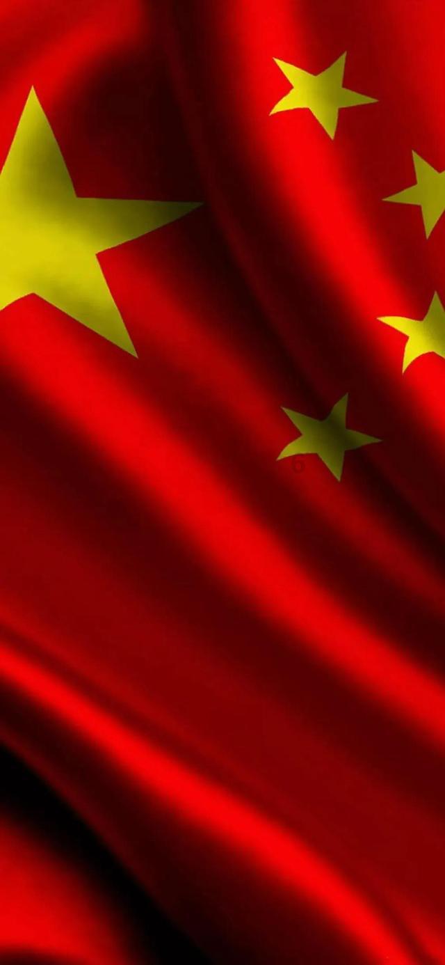 《青你2》戴燕妮拥有特写镜头了,1个俏皮眼神,导师都被圈粉了